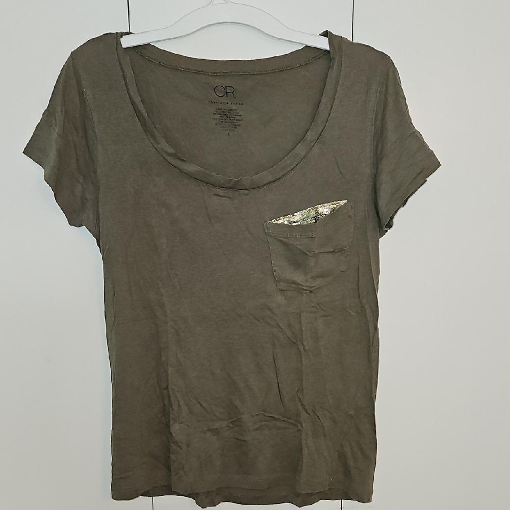 3/$20🎉 Charlotte Russe Green Fitted T-Shirt with Scoop Neck